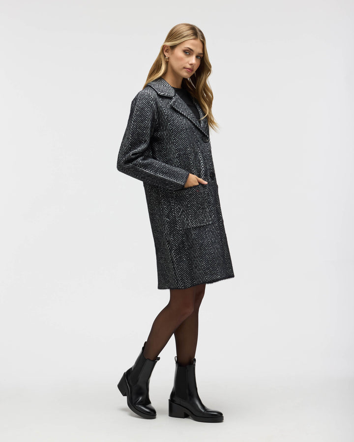 Chevron Patterned Eyelash Coatigan