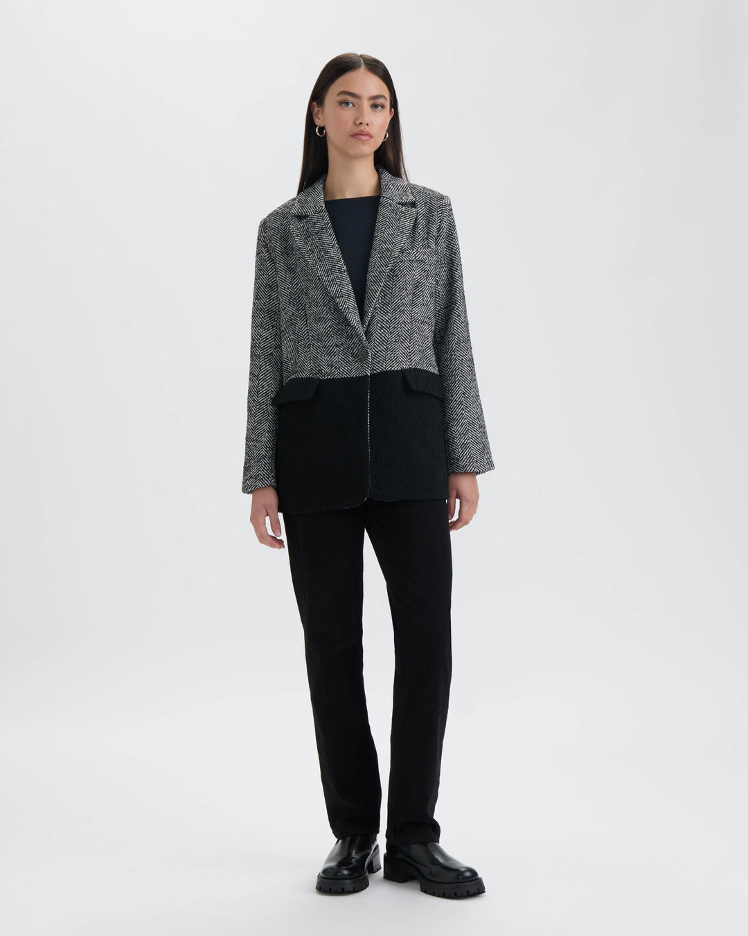 Asymmetric Pannel Blazer